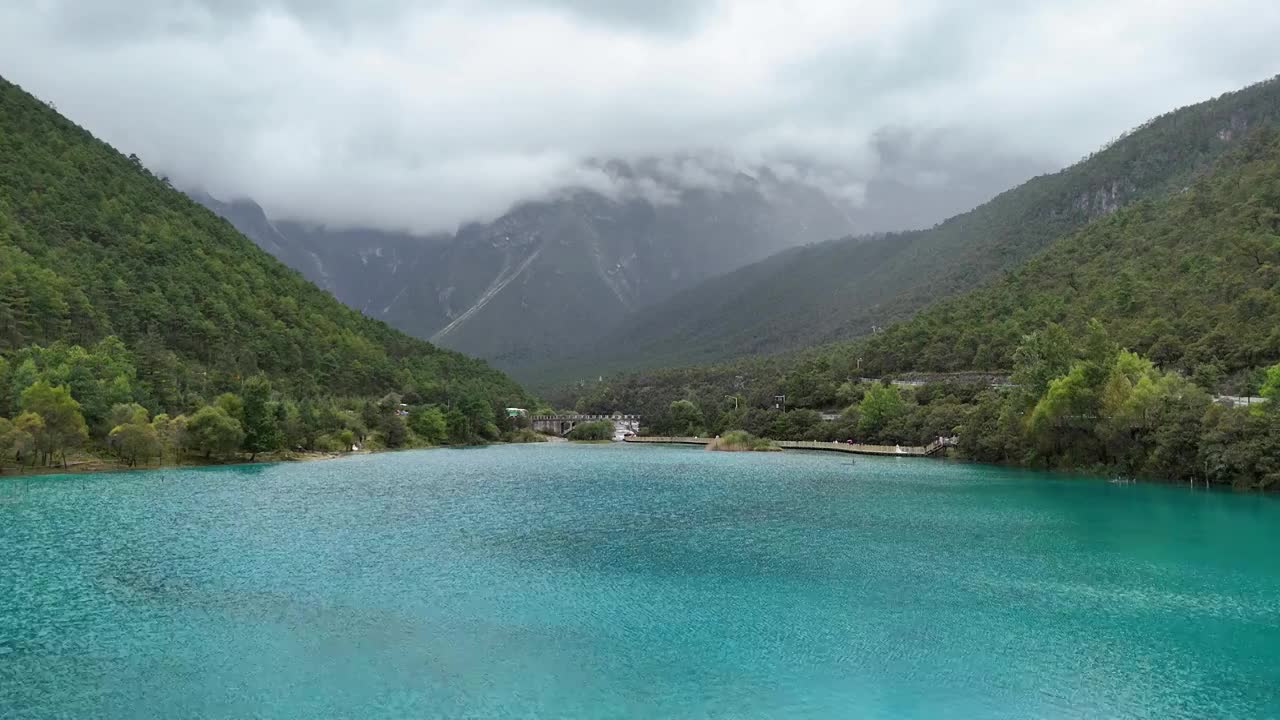 云南丽江玉龙雪山蓝月谷视频素材