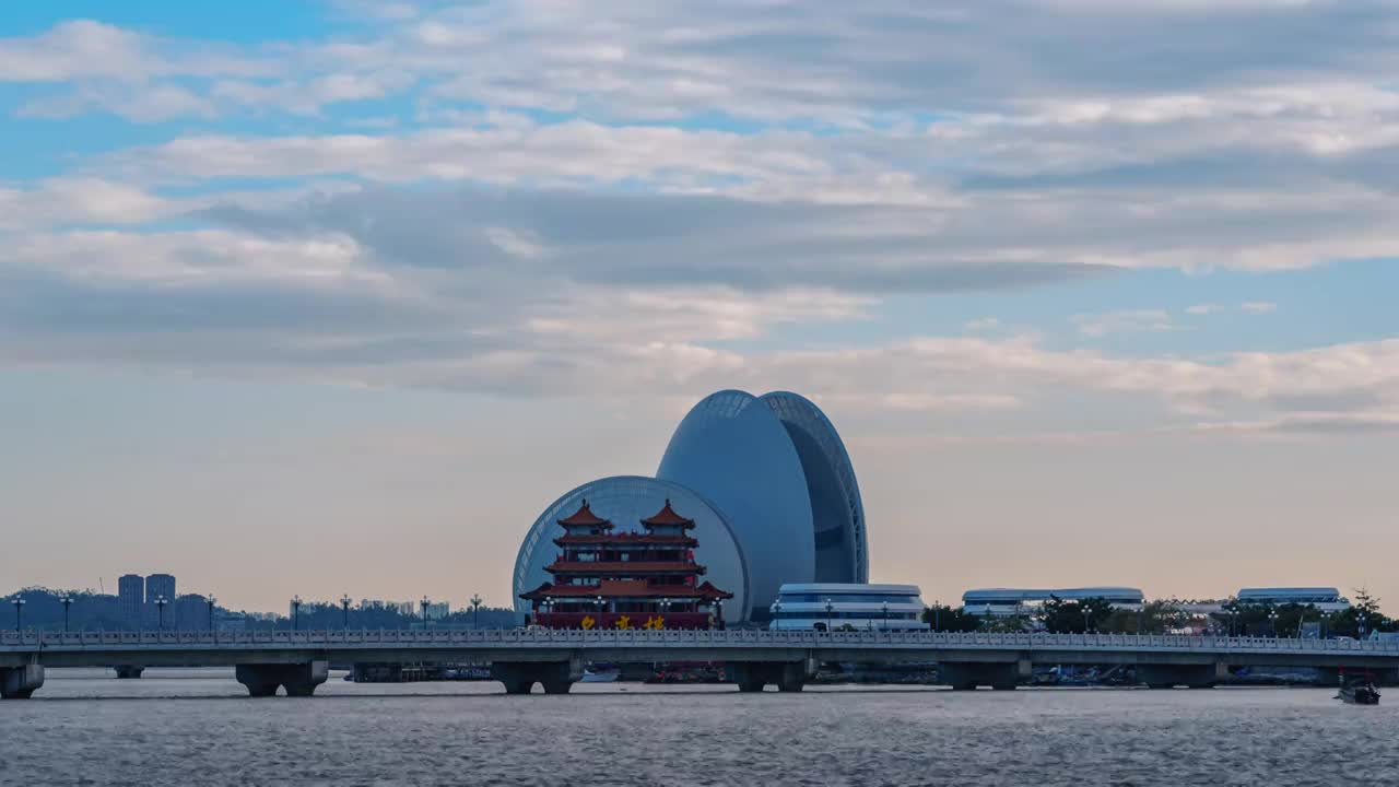 广东省珠海市珠海大剧院日出视频素材