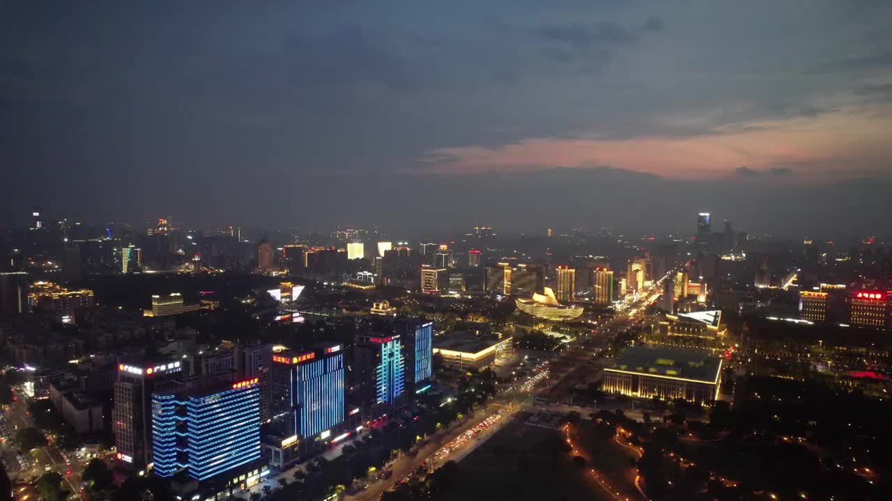 航拍东莞市中心南城鸿福路城市夜景CBD视频素材