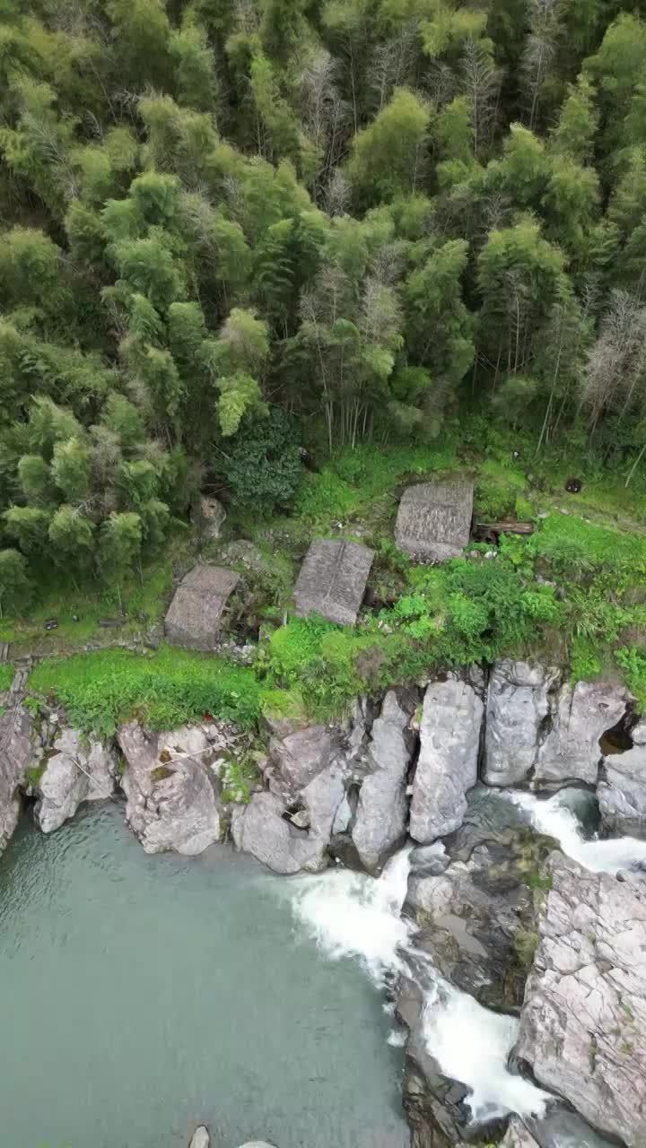 航拍温州泽雅风景区明代四连碓造纸作坊视频素材