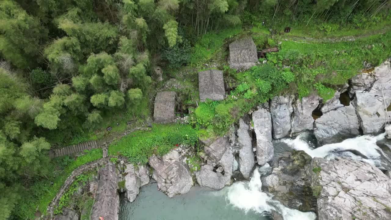 航拍温州泽雅风景区明代四连碓造纸作坊视频素材