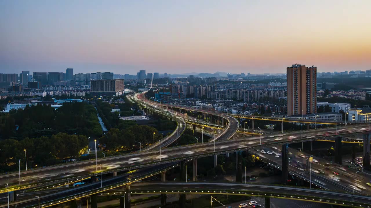 南京双桥门立交卡子门方向日转夜延时摄影，江苏南京视频素材