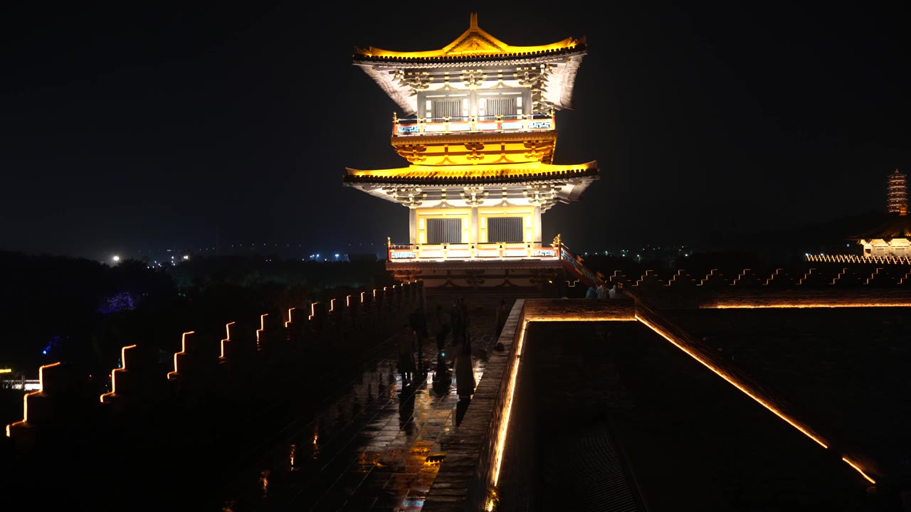 湖北襄阳旅游唐城影视城仿古建筑夜景视频素材