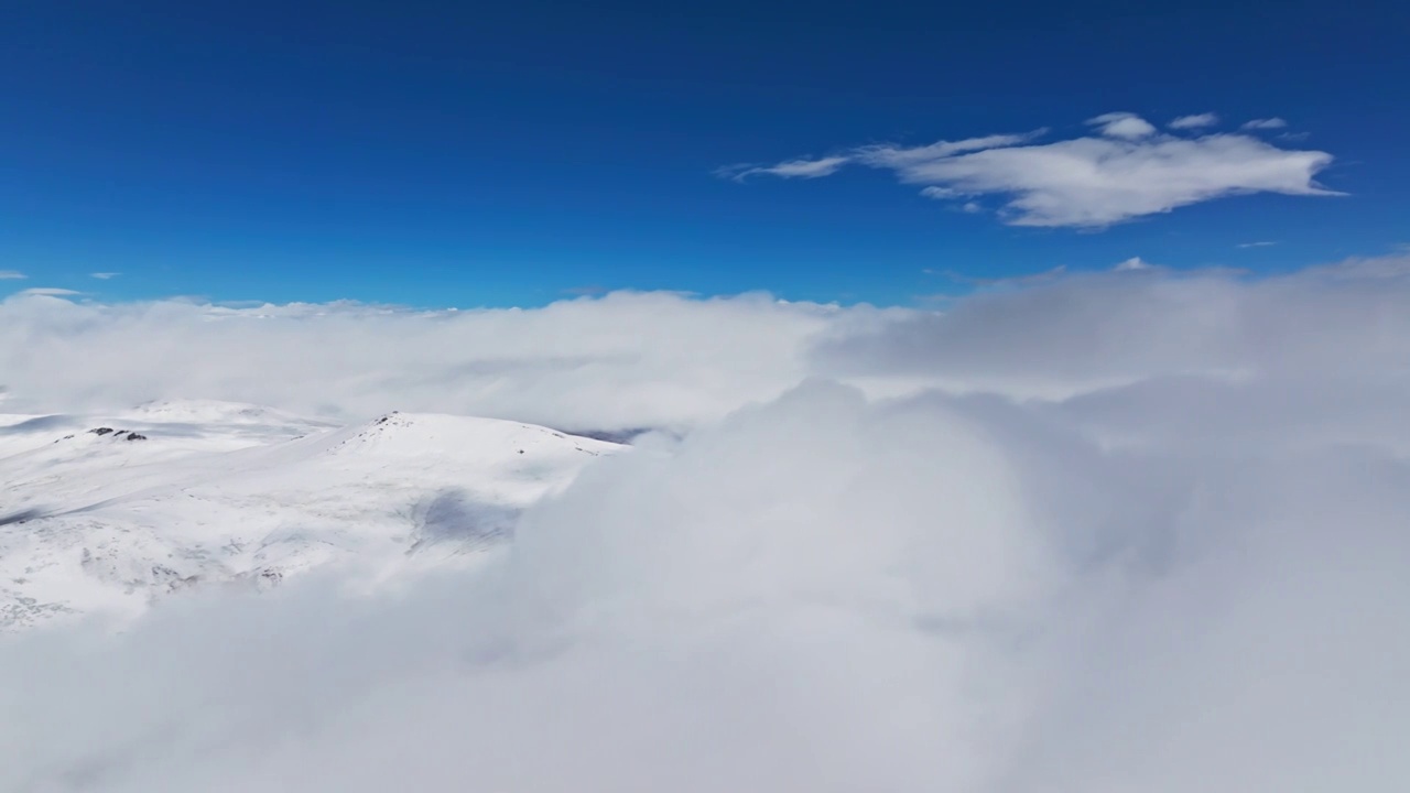 航拍阿里216国道羌塘无人区雪后云景风光视频素材