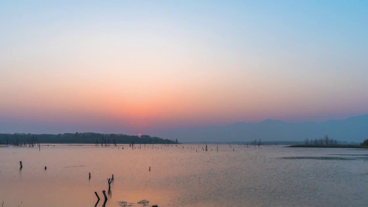 秋天官厅水库傍晚日落夕阳视频素材