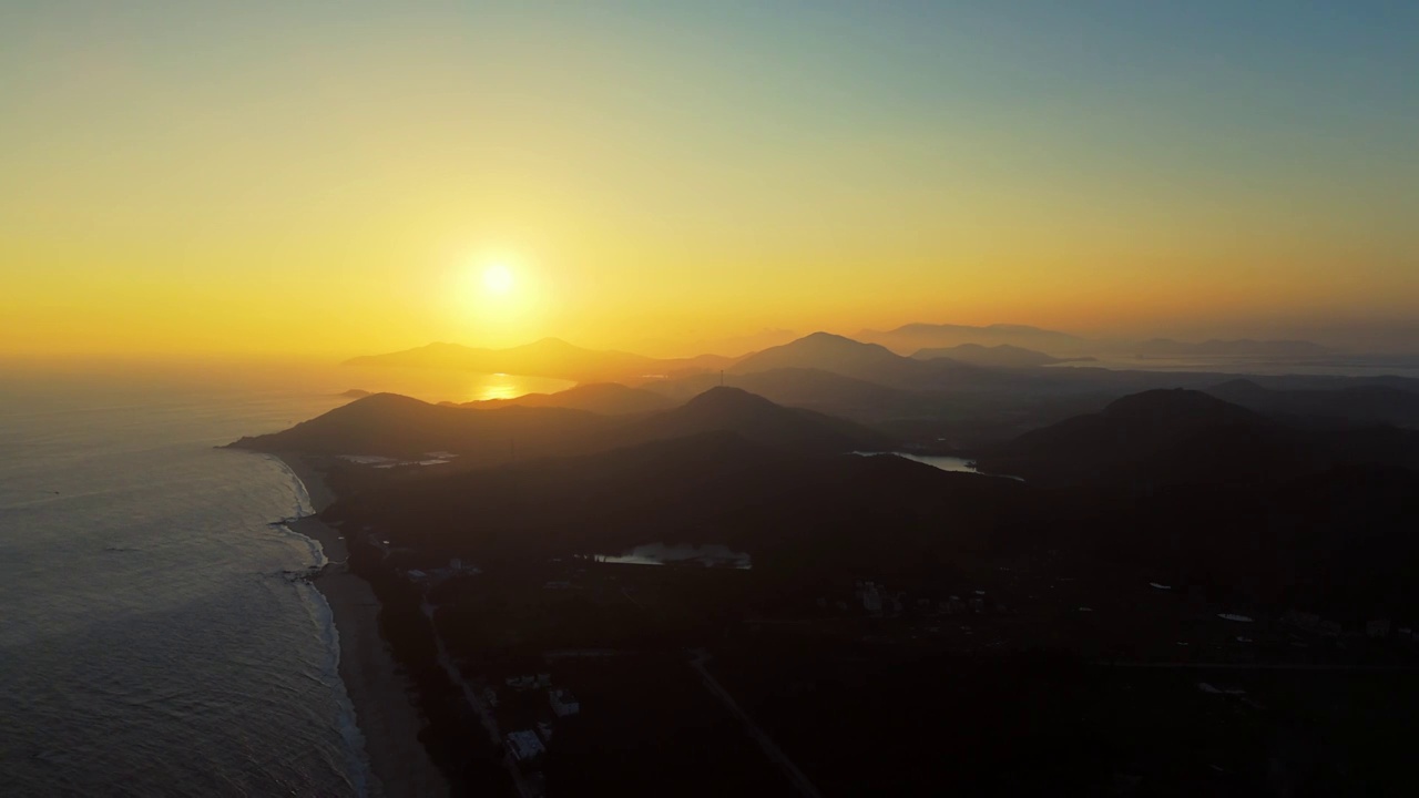 航拍广东阳江海陵岛日落风光视频素材