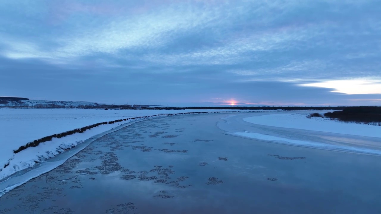 航拍湿地冰河雪景视频素材