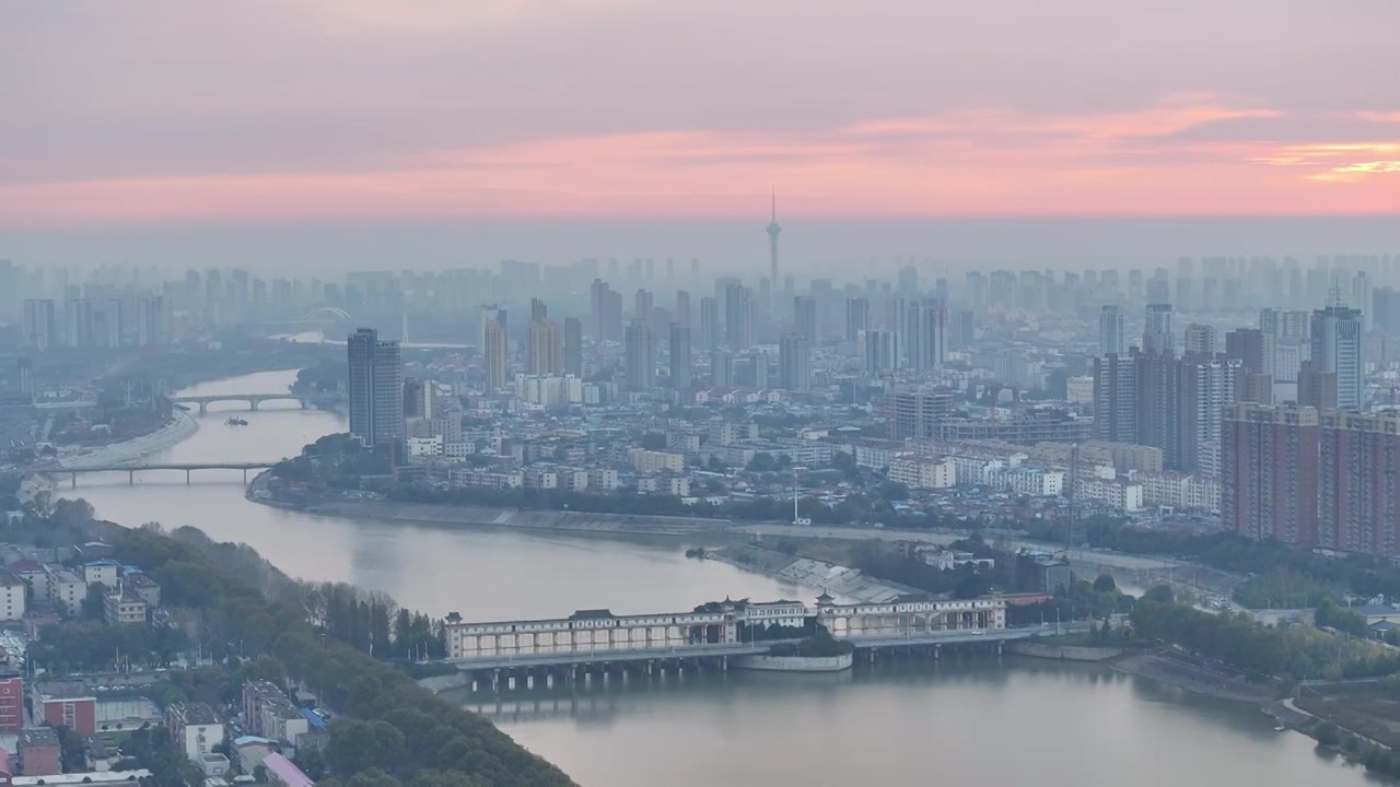 周口沙颍河城市天际线日出朝霞视频素材