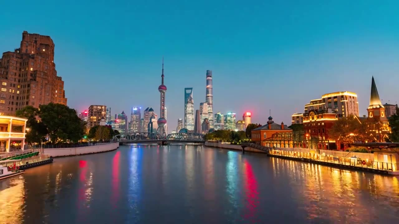 上海浦东天际线夜景视频素材