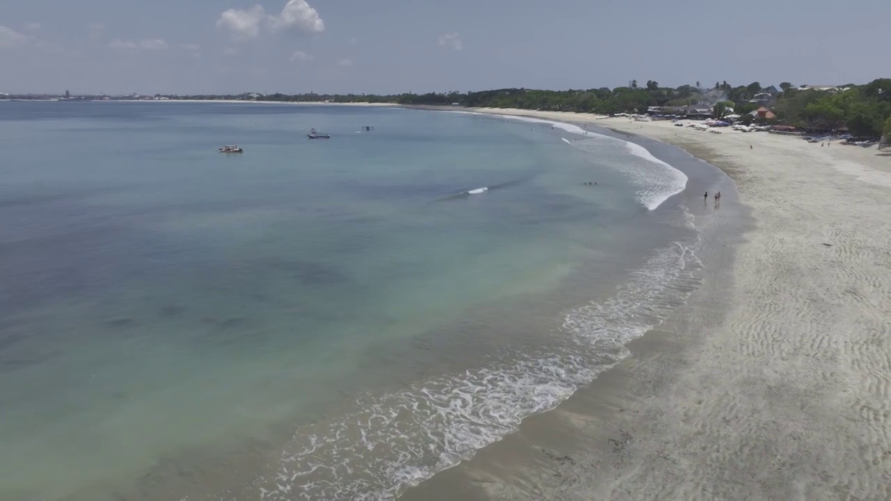 印尼巴厘岛金巴兰海滩自然风光航拍视频素材