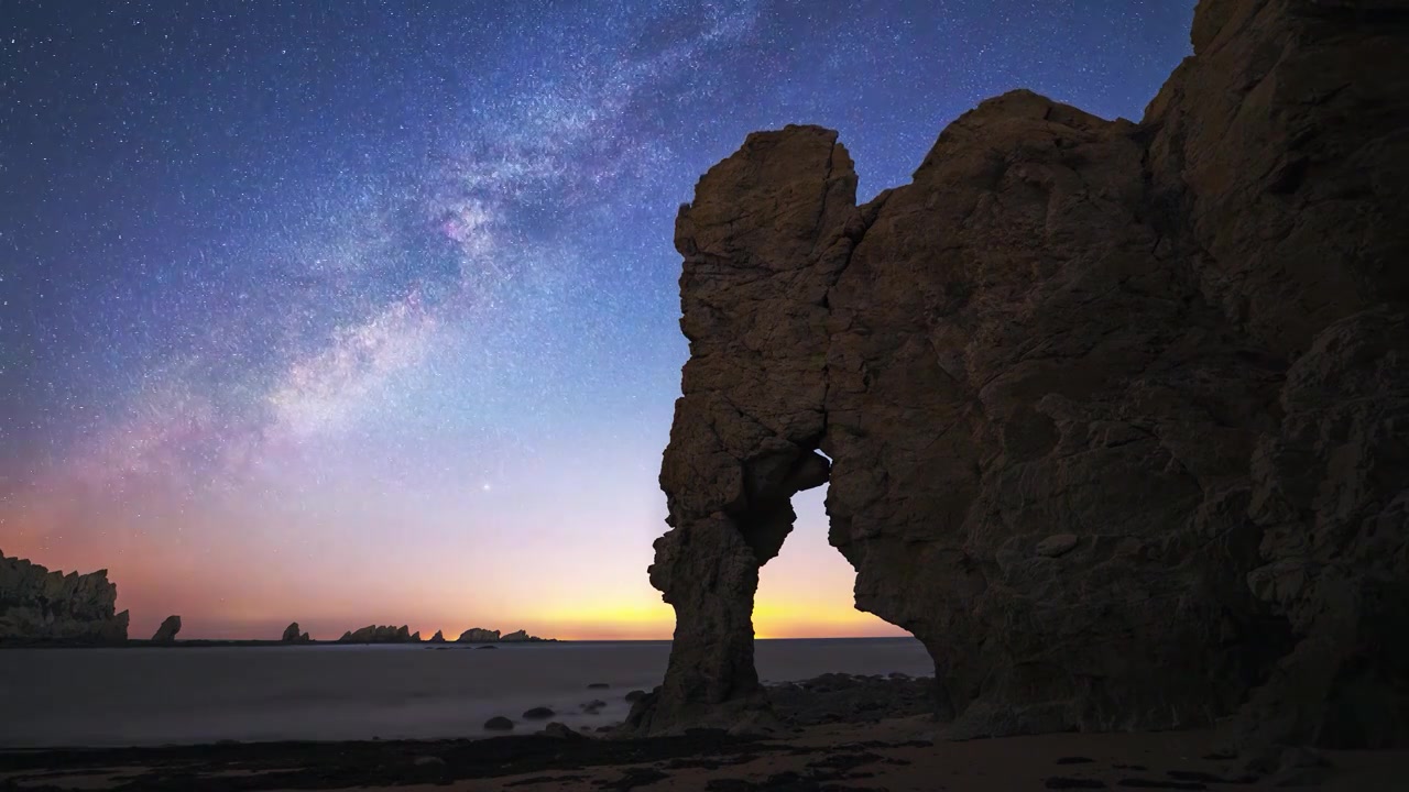 瓦房店排石村大象喝水银河星空视频素材