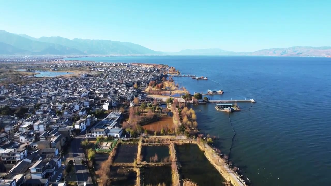 航拍云南旅游大理洱海才村码头湖景自然风景视频素材