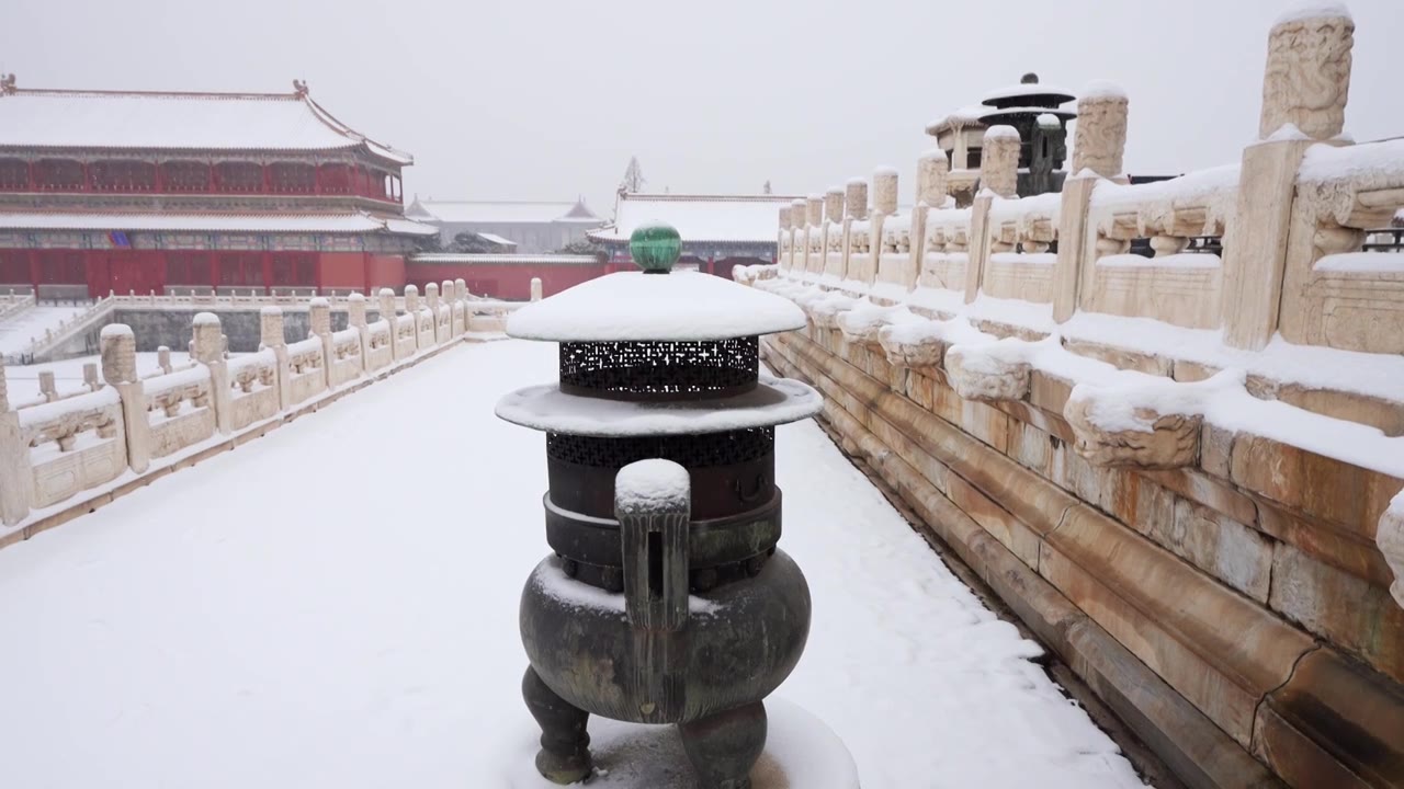 北京故宫博物院雪中美丽风景  雕栏玉砌视频素材