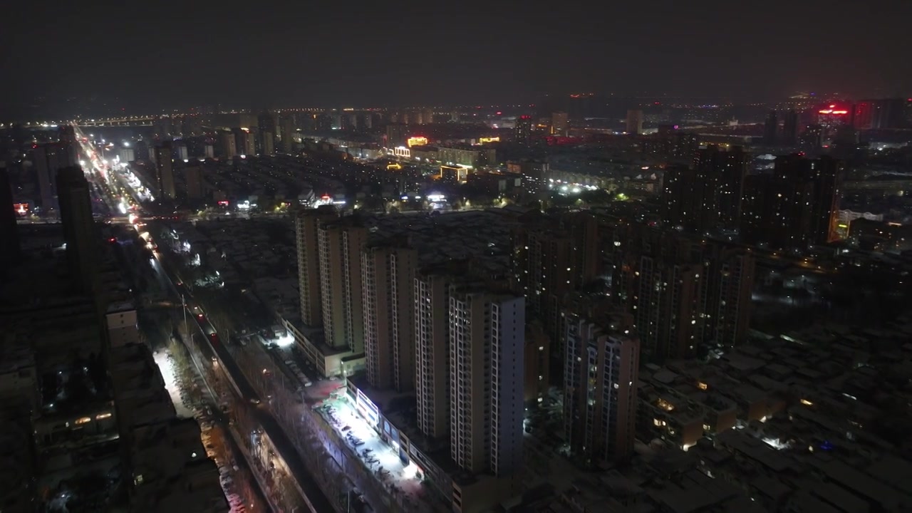 大雪过后城市建筑夜景视频素材