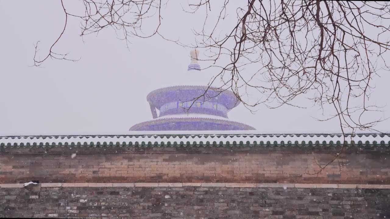 北京市天坛公园祈年殿棂星门皇穹宇雪景视频素材