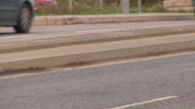 公路地面特写视频素材画面3