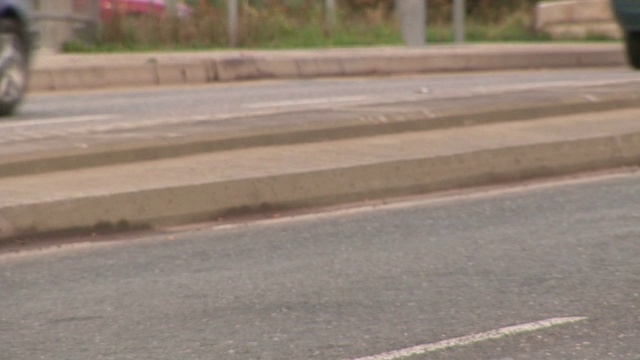 公路地面特写视频素材画面3