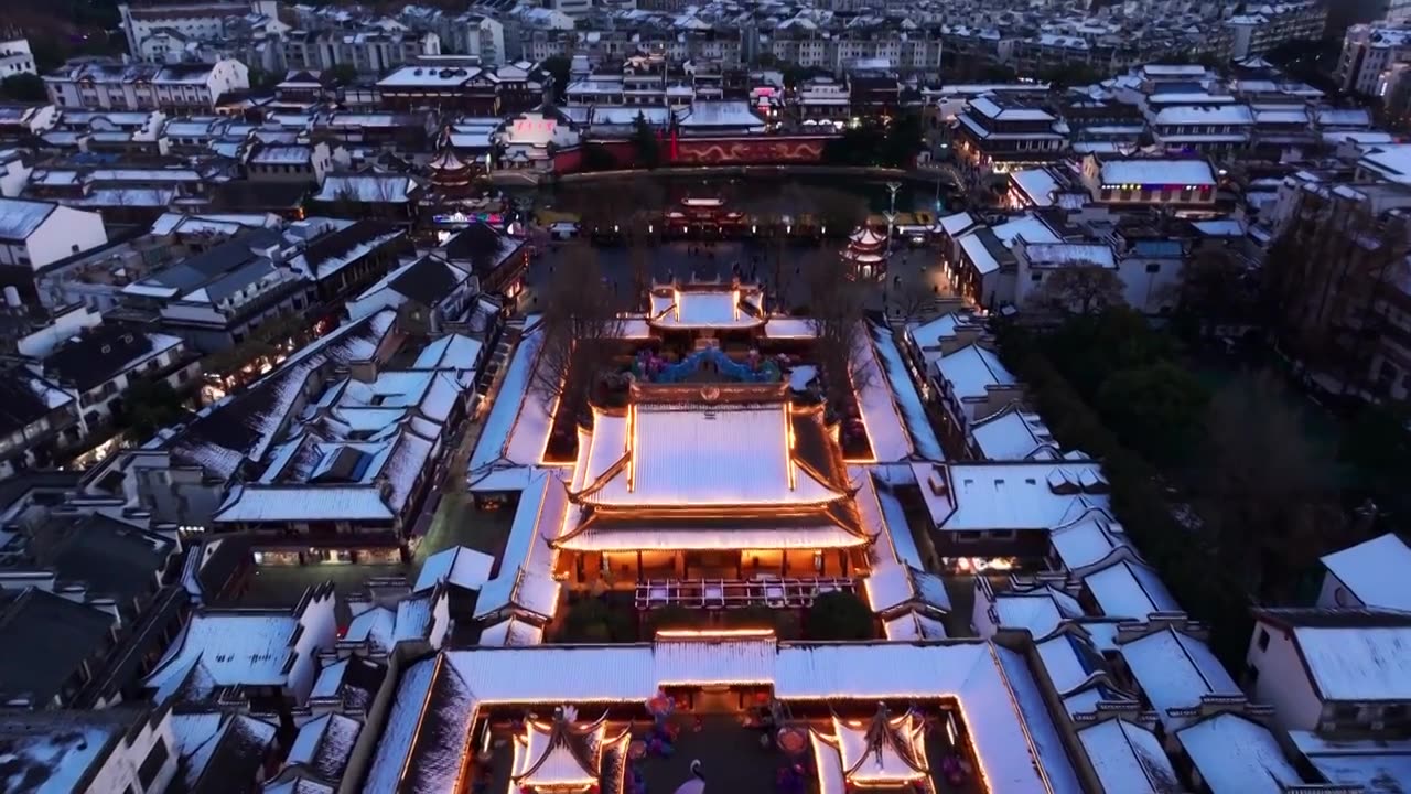 航拍南京夫子庙冬季雪景日落夜景 商业街大成殿龙照壁游船视频素材