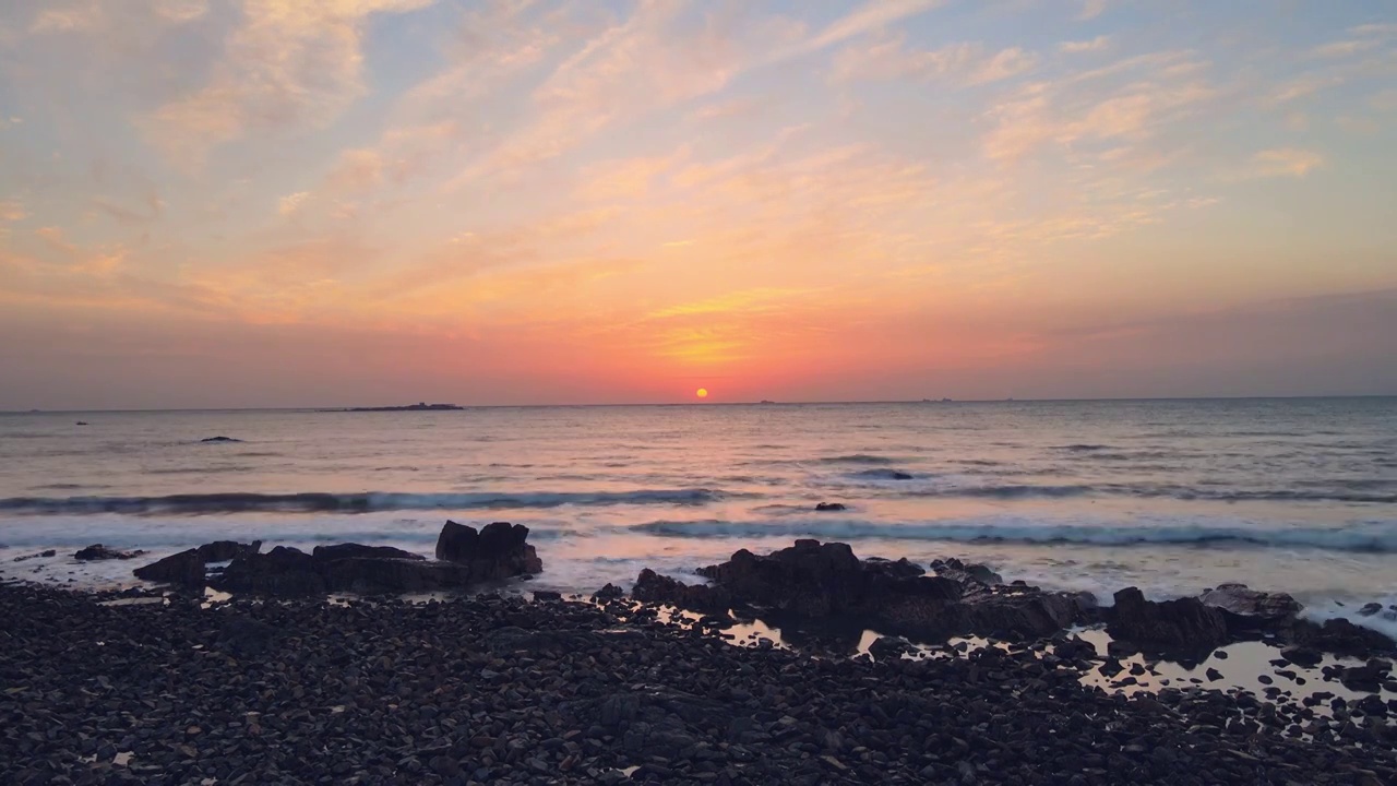 海滨日出朝霞视频素材