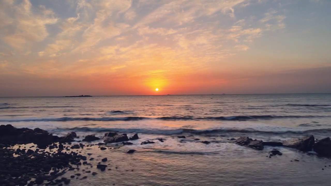 海滨朝阳视频素材