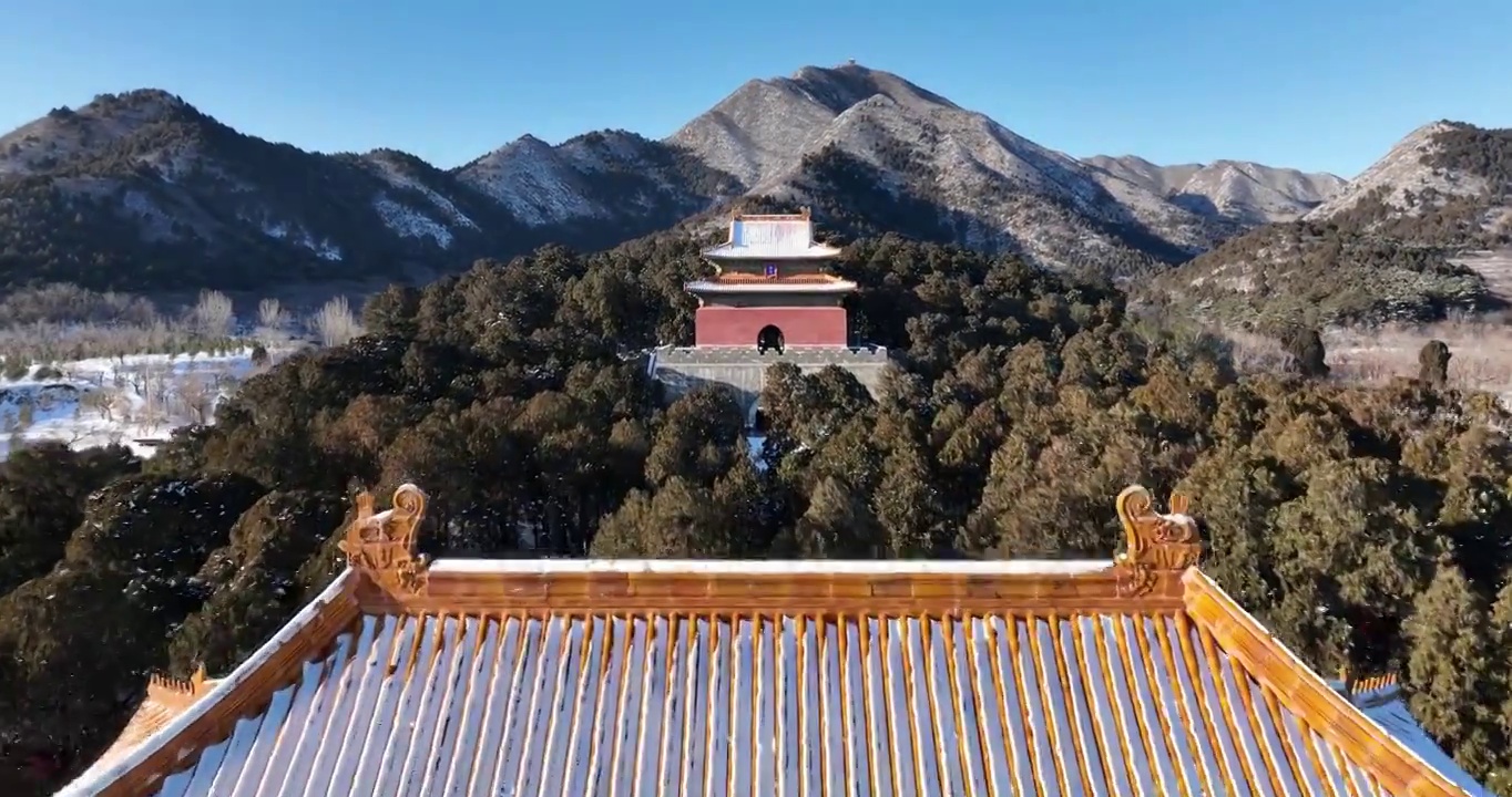 北京明十三陵昭陵冬天雪景航拍视频素材