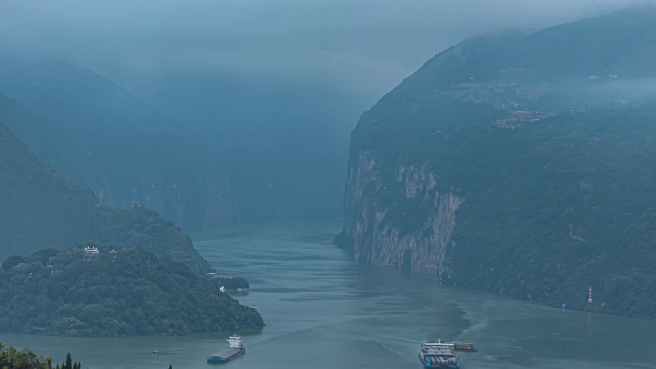 8K长江三峡起点瞿塘峡航运风光延时视频素材