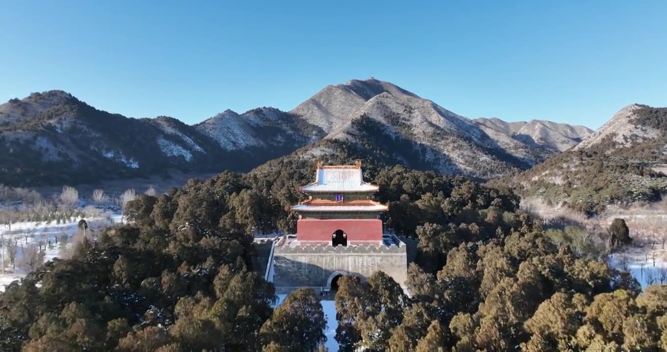 北京明十三陵昭陵冬天雪景航拍视频素材