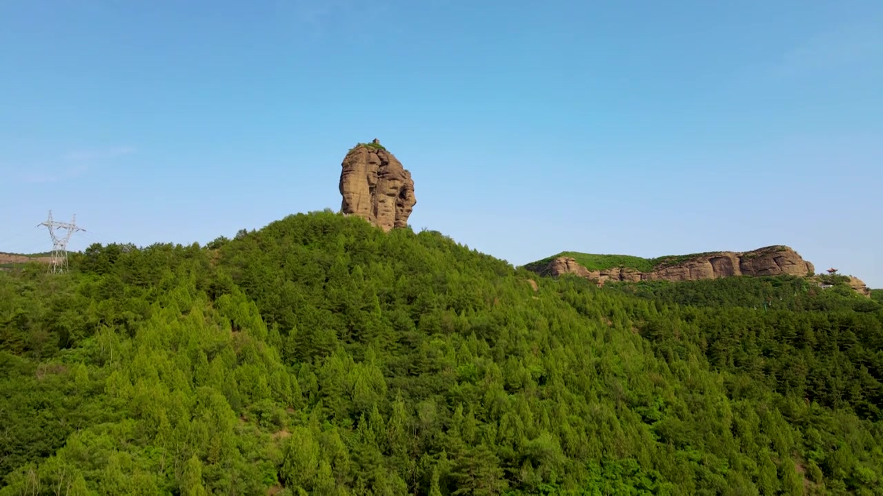 中国河北承德市 双塔山 夏天晴天风景航拍4k视频视频素材