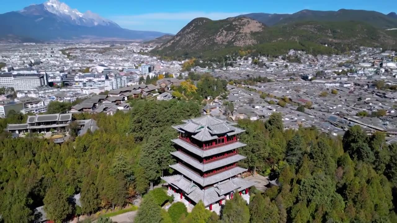 玉龙雪山丽江狮子山航拍视频素材