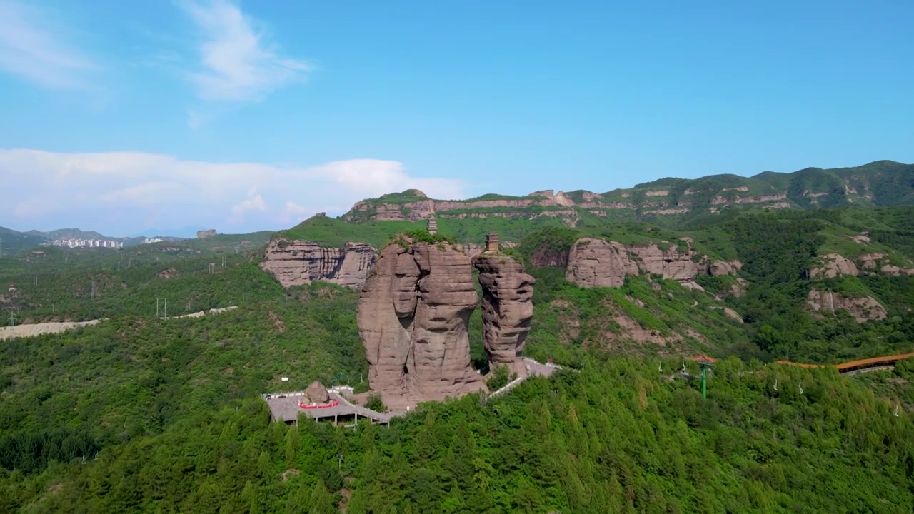 中国河北承德市 双塔山 夏天晴天风景航拍4k视频视频素材