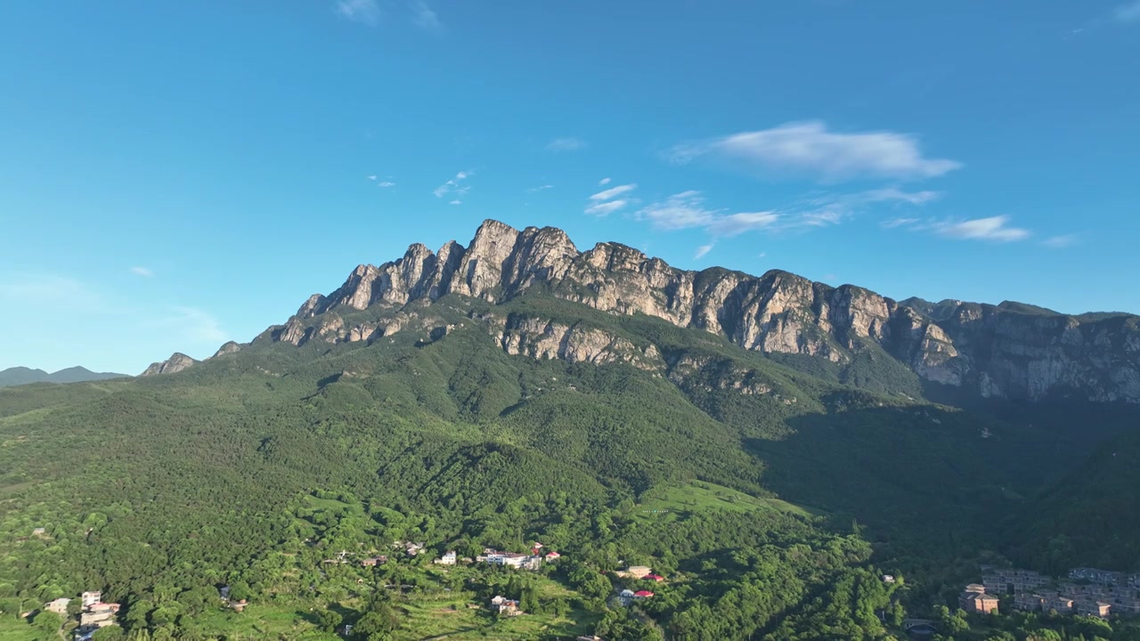 庐山五老峰夏季清晨环绕航拍视频视频素材