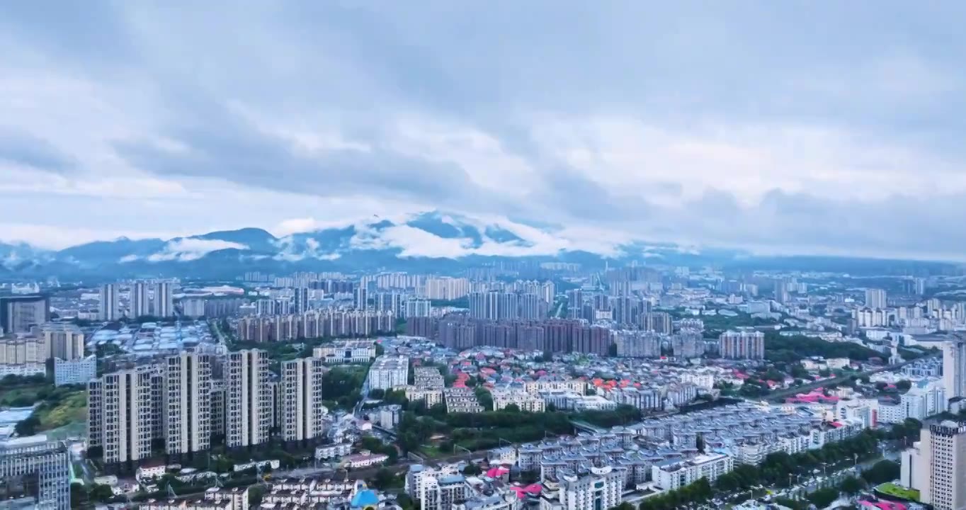 雨后九江烟云城景航拍延时视频素材