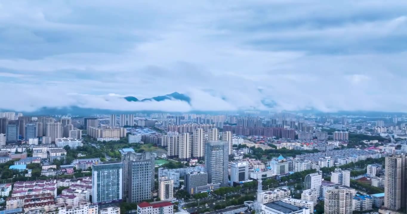 雨后九江城景烟云航拍延时视频素材