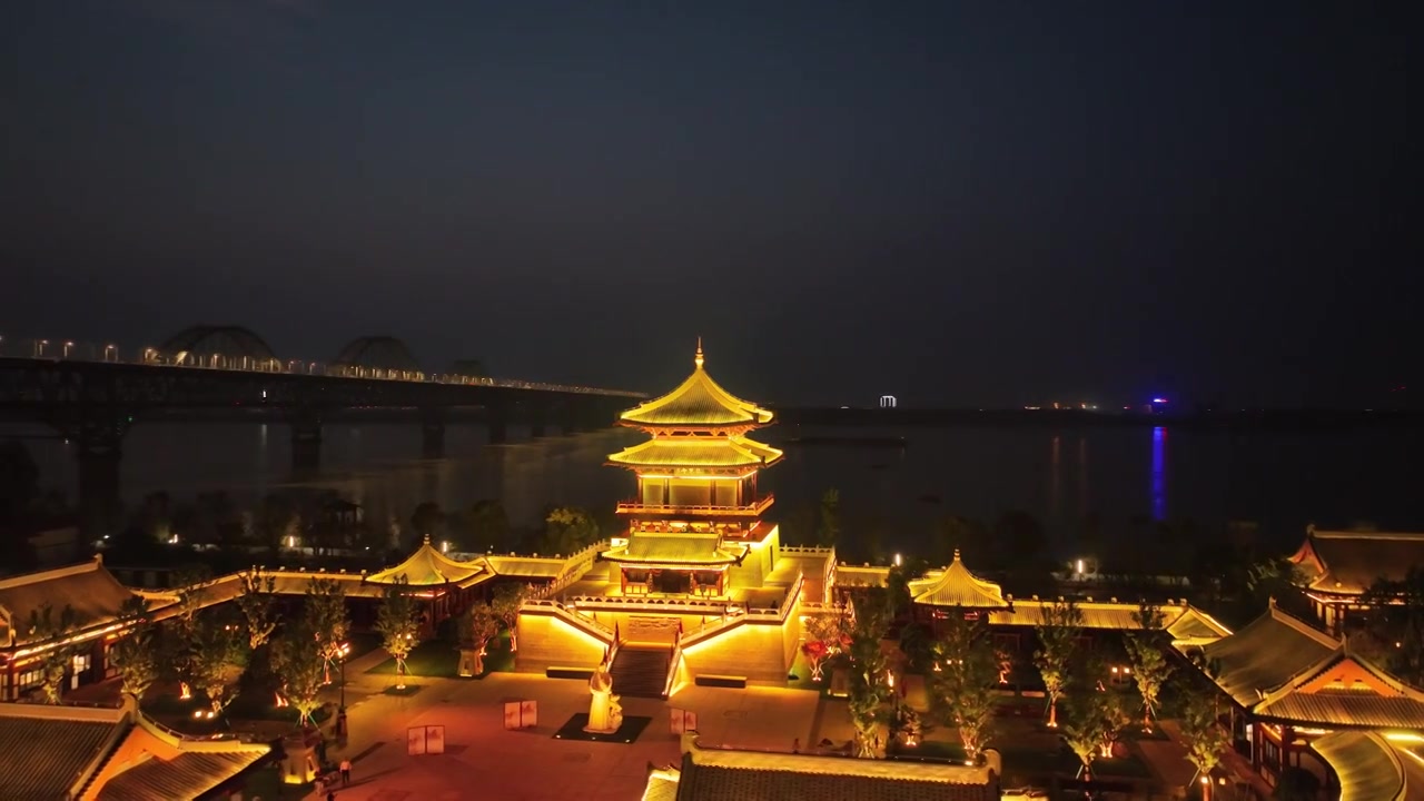 九江琵琶亭夜景环绕航拍视频素材