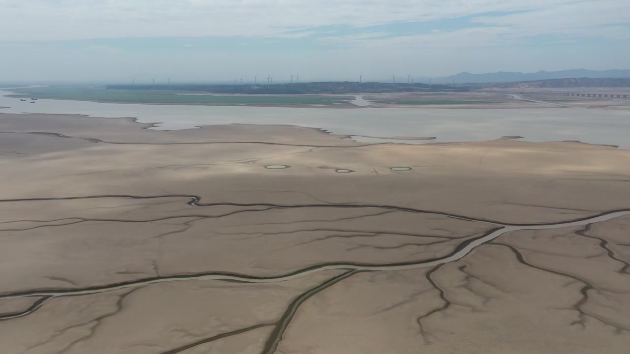 鄱阳湖枯水季干旱场景航拍视频素材