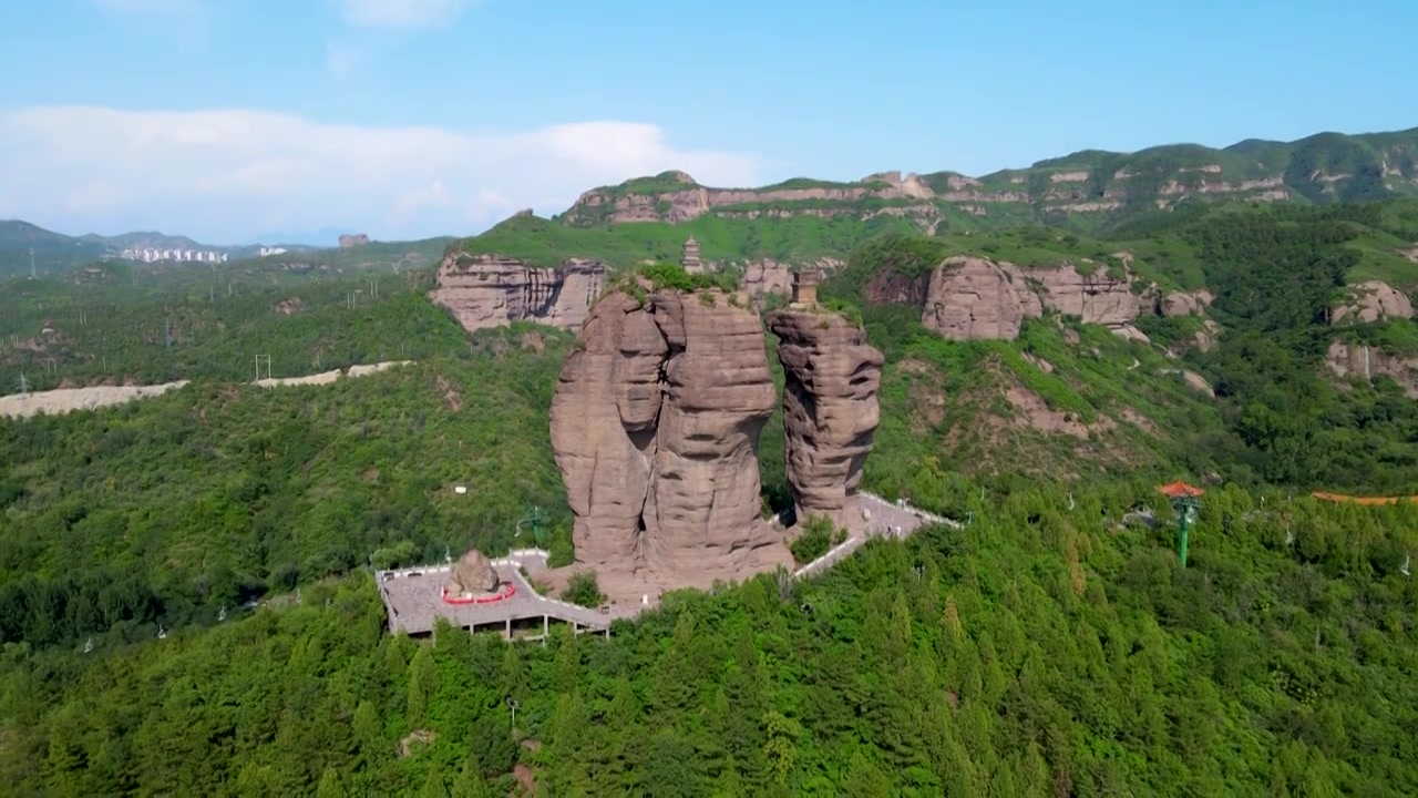 中国河北承德市 双塔山 夏天晴天风景航拍4k视频视频素材