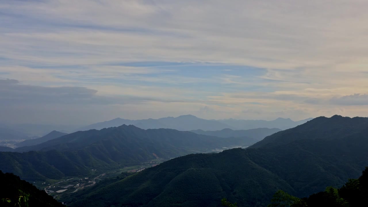 福建龙岩新罗区江山风云美景视频下载