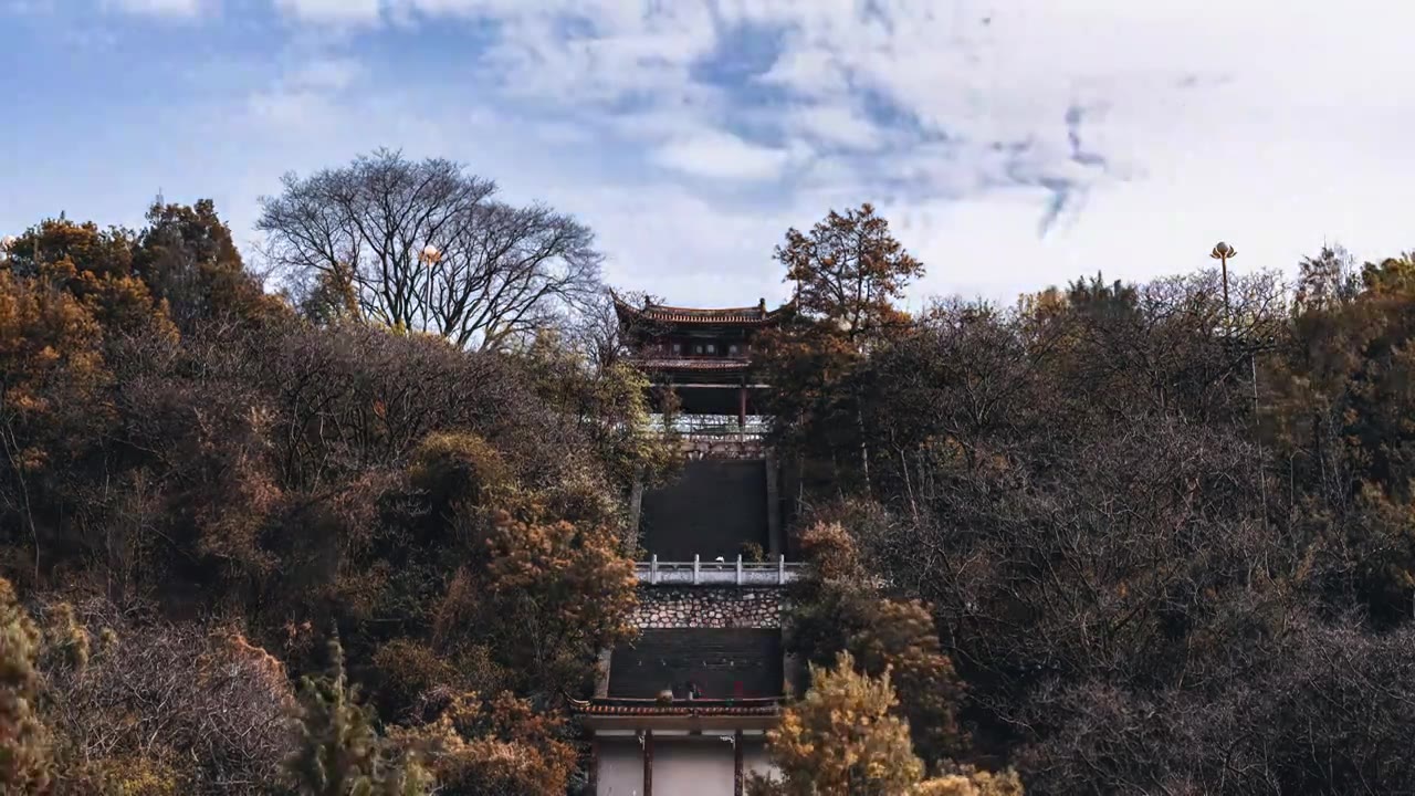 云南大理洱海边玉洱银苍延时视频素材