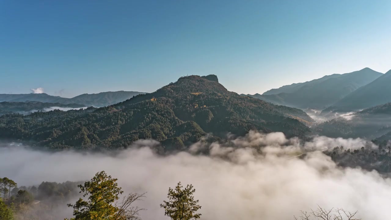 黎坪秋景云海日出延时视频素材