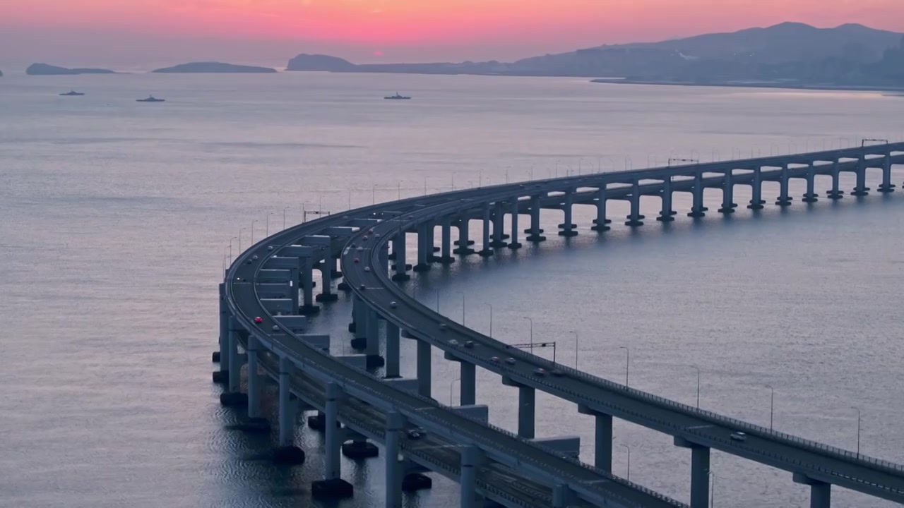 大连星海湾跨海大桥日落摩天轮海视频素材