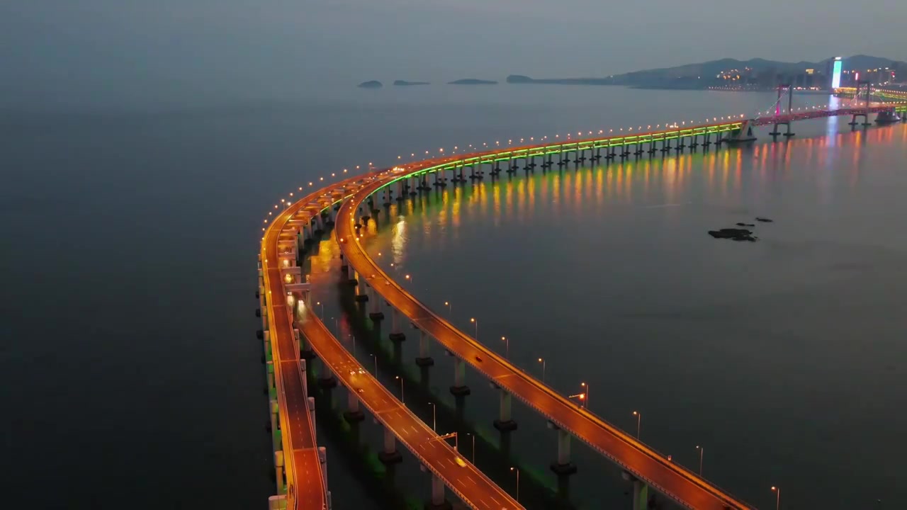 跨海大桥夜景航拍延时视频素材