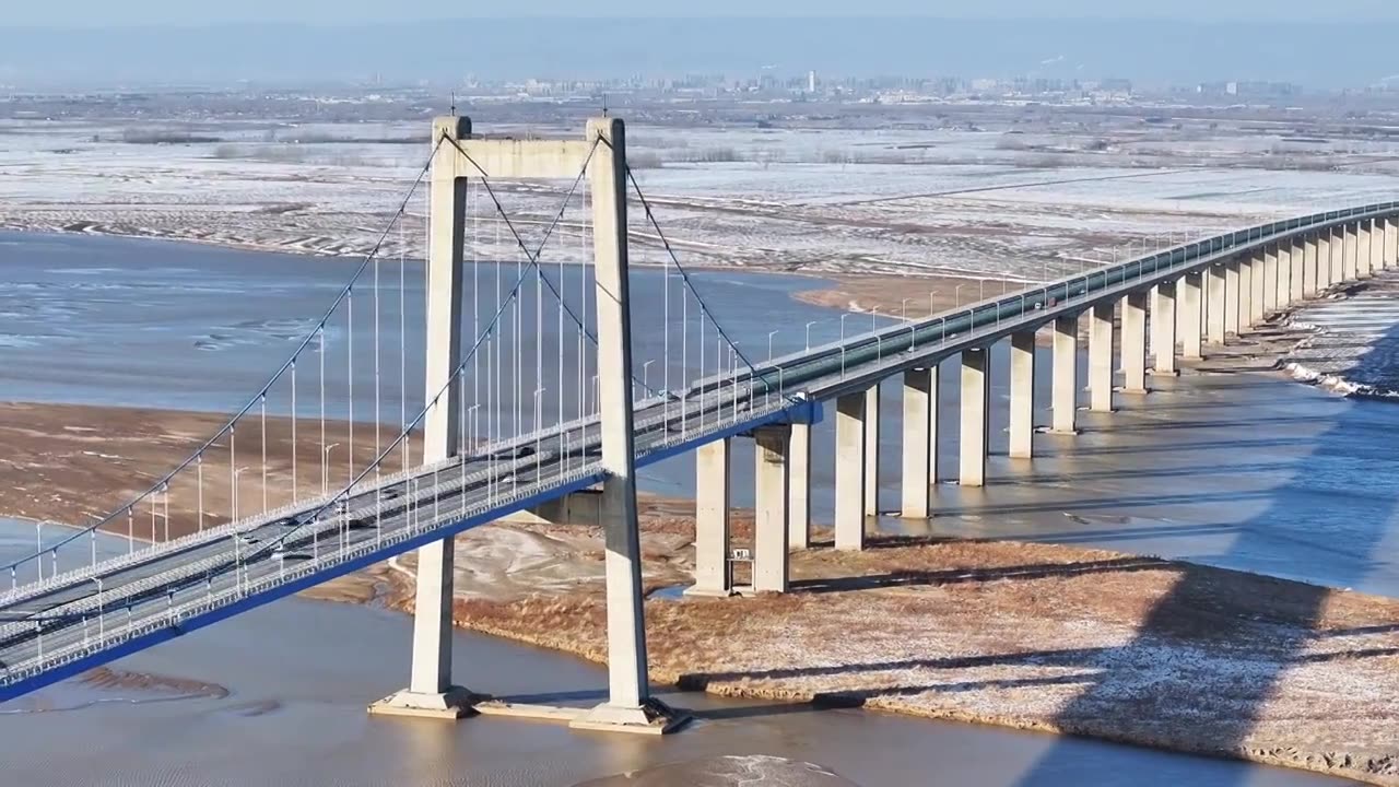 郑州市桃花峪跨黄河大桥航拍视频素材