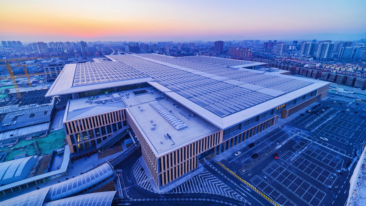 北京丰台站火车站日转夜航拍日落延时视频素材