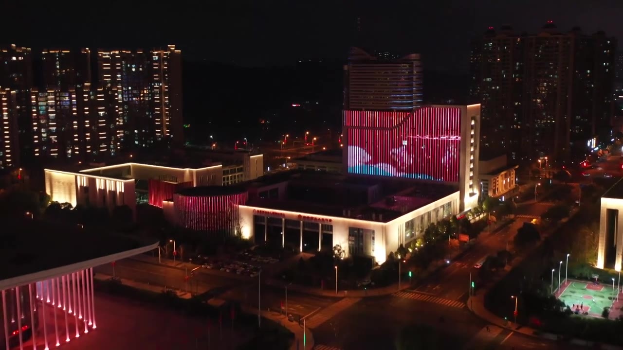 航拍吉安广电传媒中心和文广新旅局大楼夜景视频素材