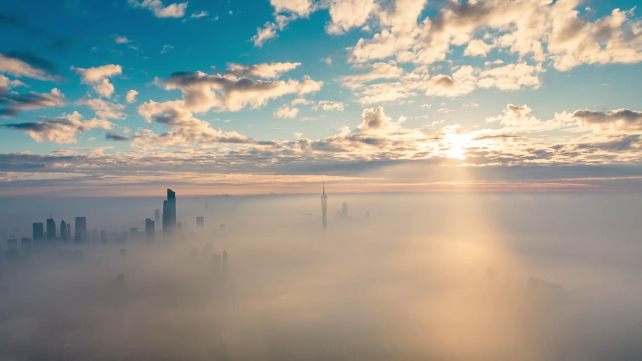 广东省广州塔日出云海航拍城市全景视频素材