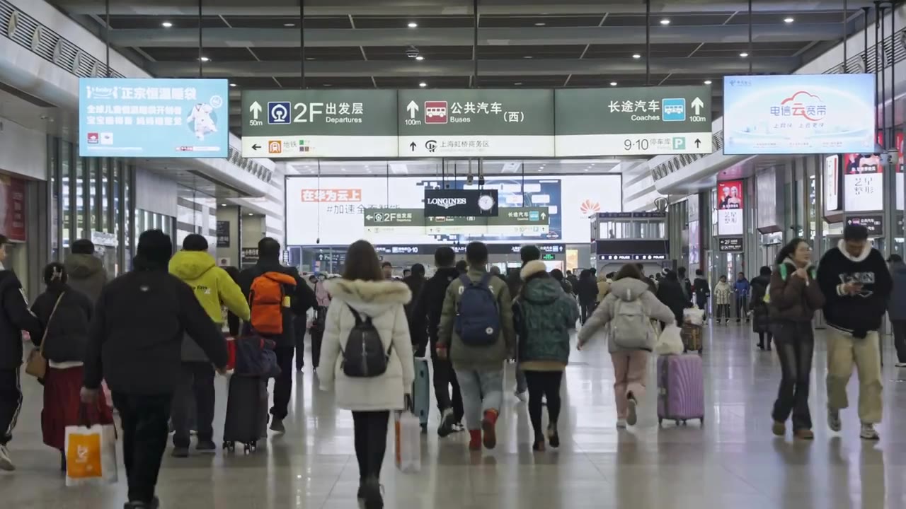 春运过年春节人流高铁站乘客上海虹桥火车站视频素材