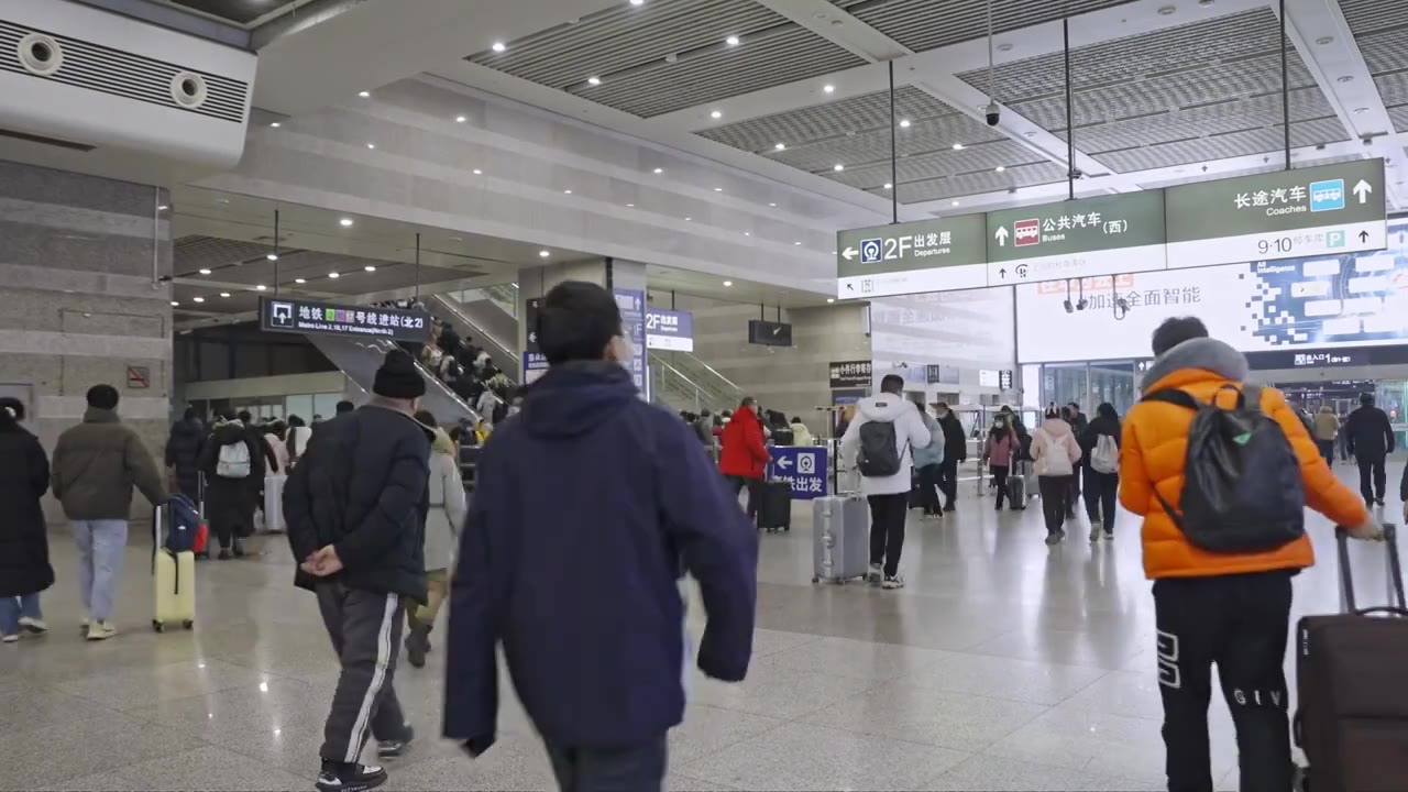 春运过年春节人流高铁站乘客上海虹桥火车站视频素材