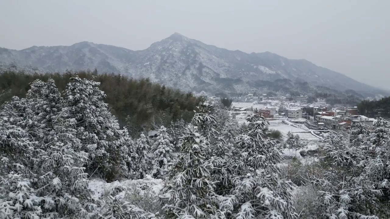 湖南大山雪景视频下载