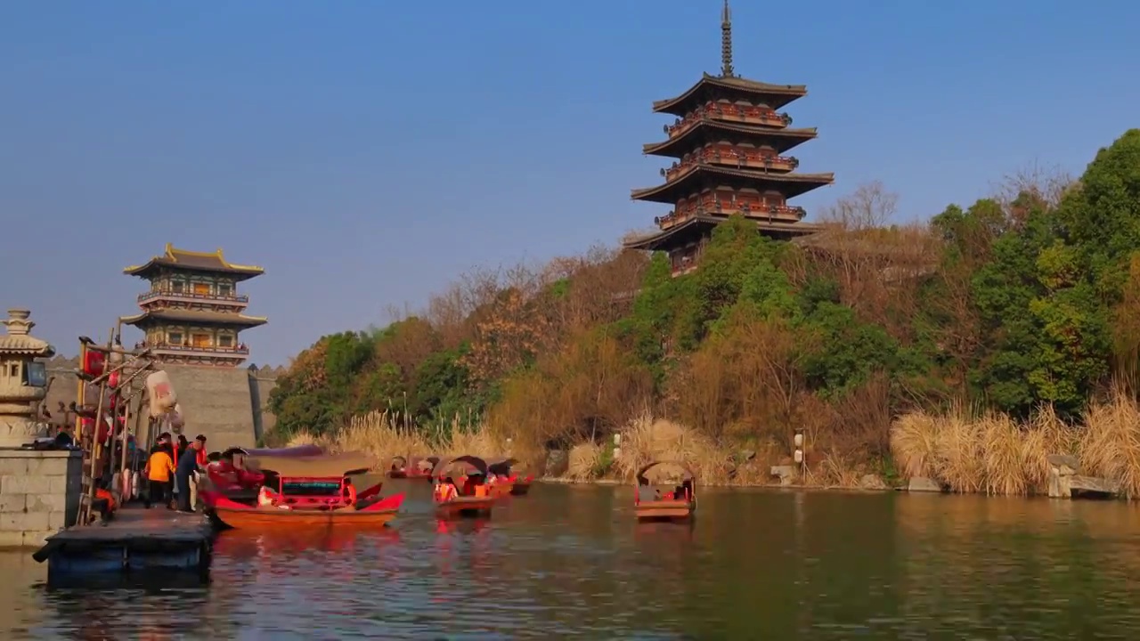 中国湖北襄阳唐城景区水都司船延时视频素材