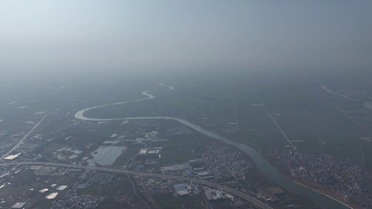 超高空俯瞰周口沙河流域视频素材